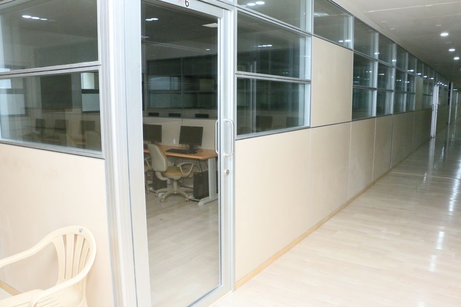 Atmiya Institute for Management Studies, Atmiya University Rajkot Computer Lab photo 3